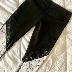 Black and white leggings